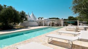 Trullo Laveneziana by Typney